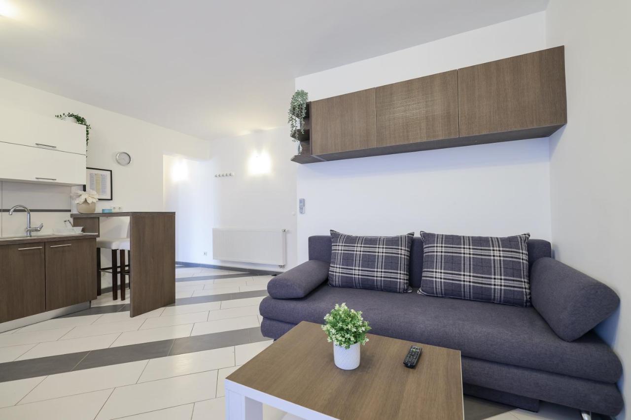 Apartments Nicola With Private Pool Bibinje Εξωτερικό φωτογραφία